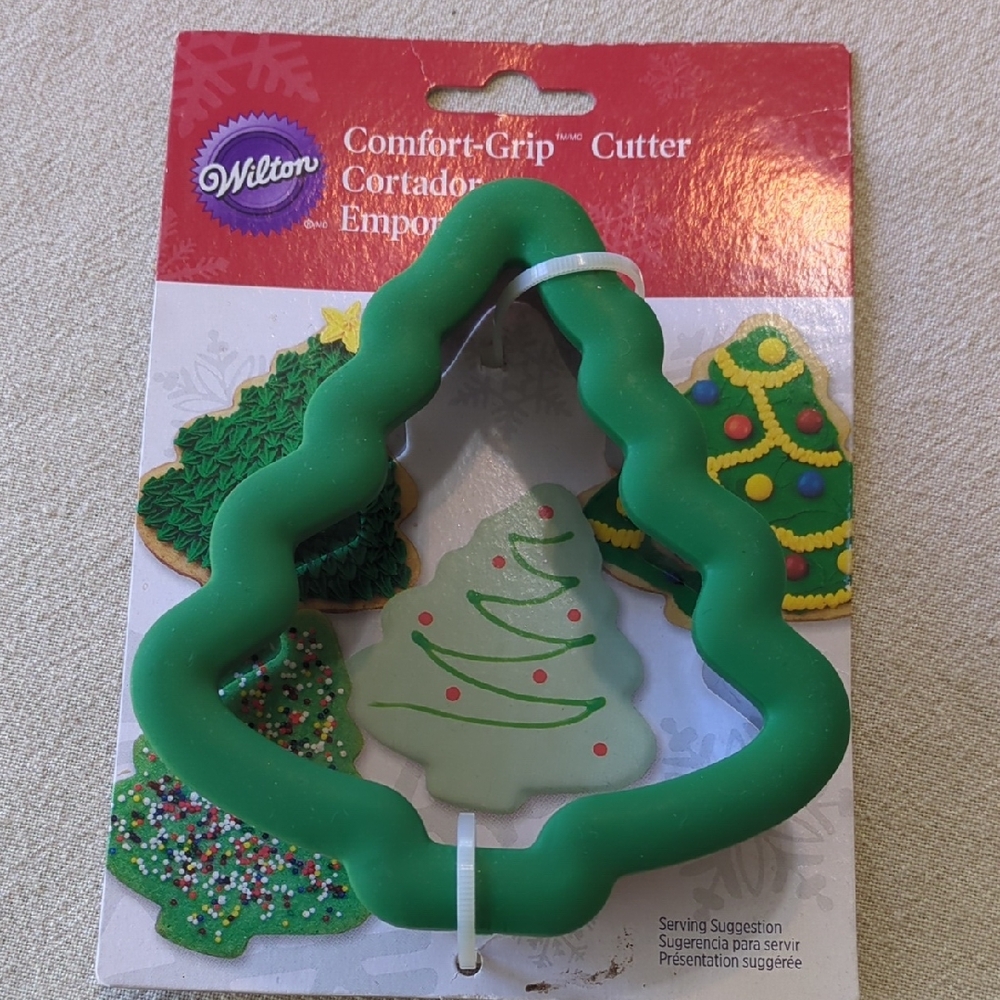 Wilton Festive Green Comfort-Grip Tree Cutter